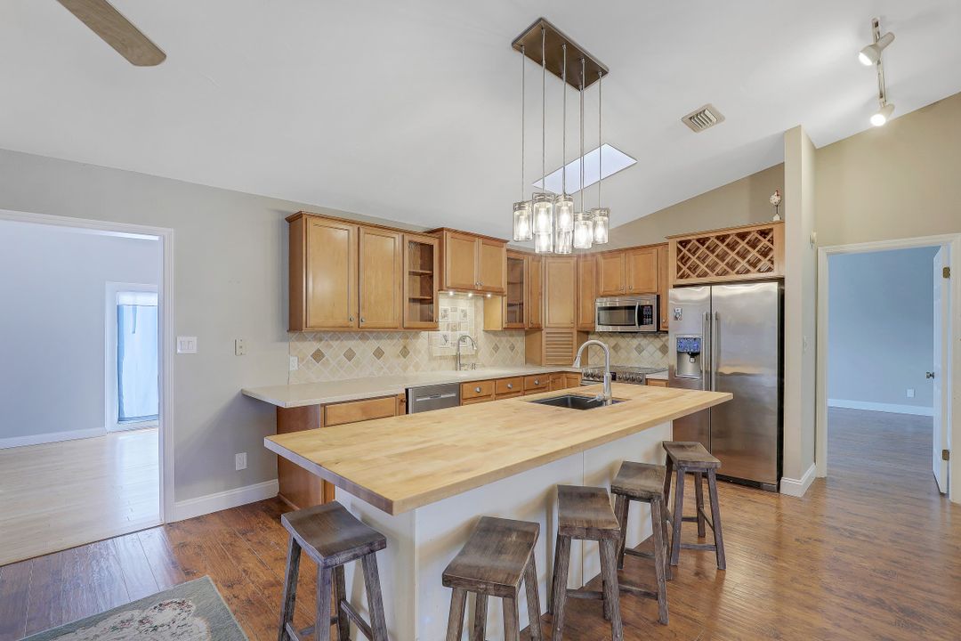 1836 Dogwood Dr, Marco Island, FL 34145