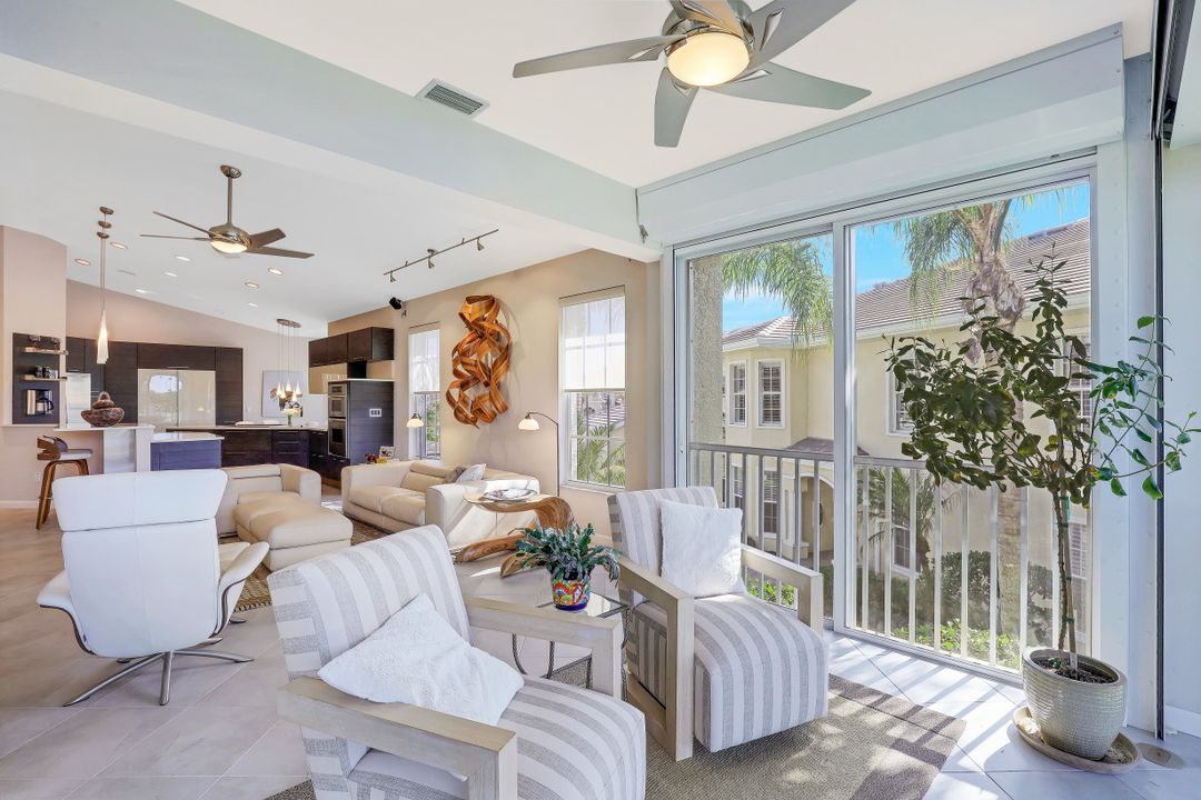 1825 Seville Blvd #821, Naples, FL 34109