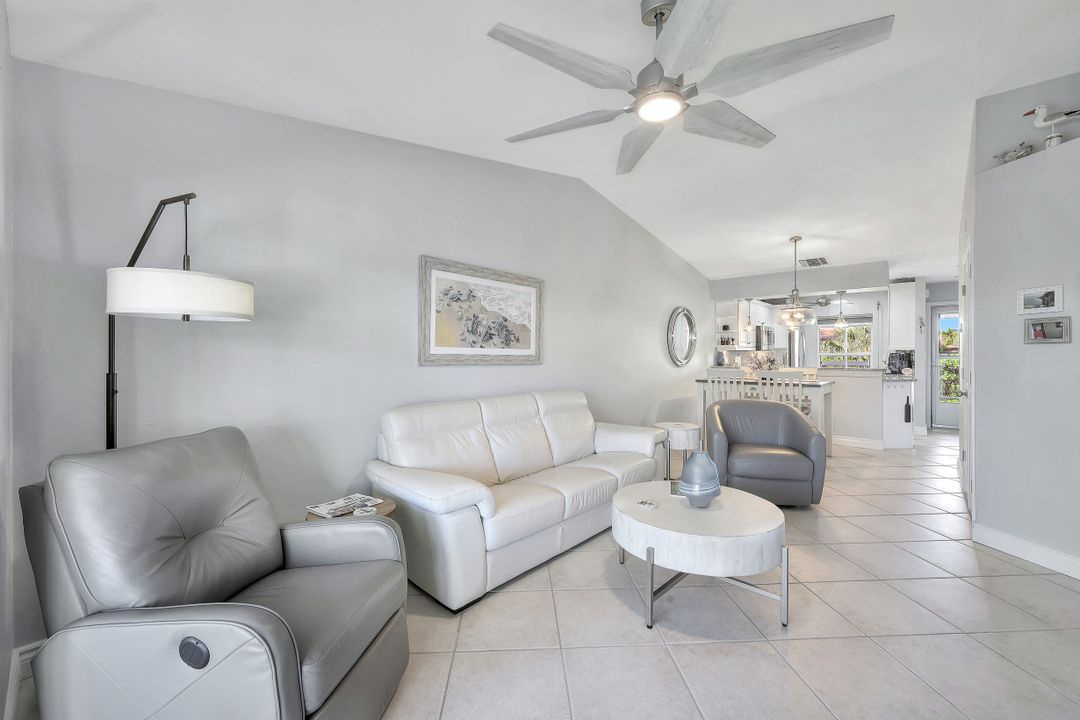 711 W Elkcam Cir #126, Marco Island, FL 34145