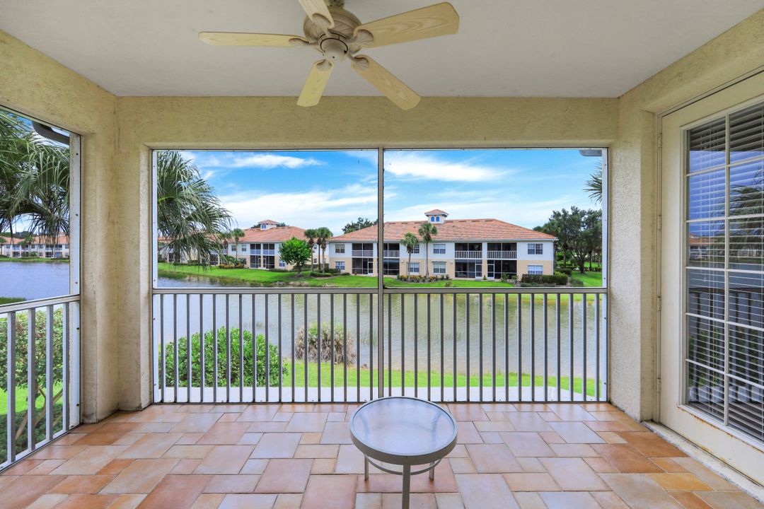 3065 Driftwood Way #4202, Naples, FL 34109