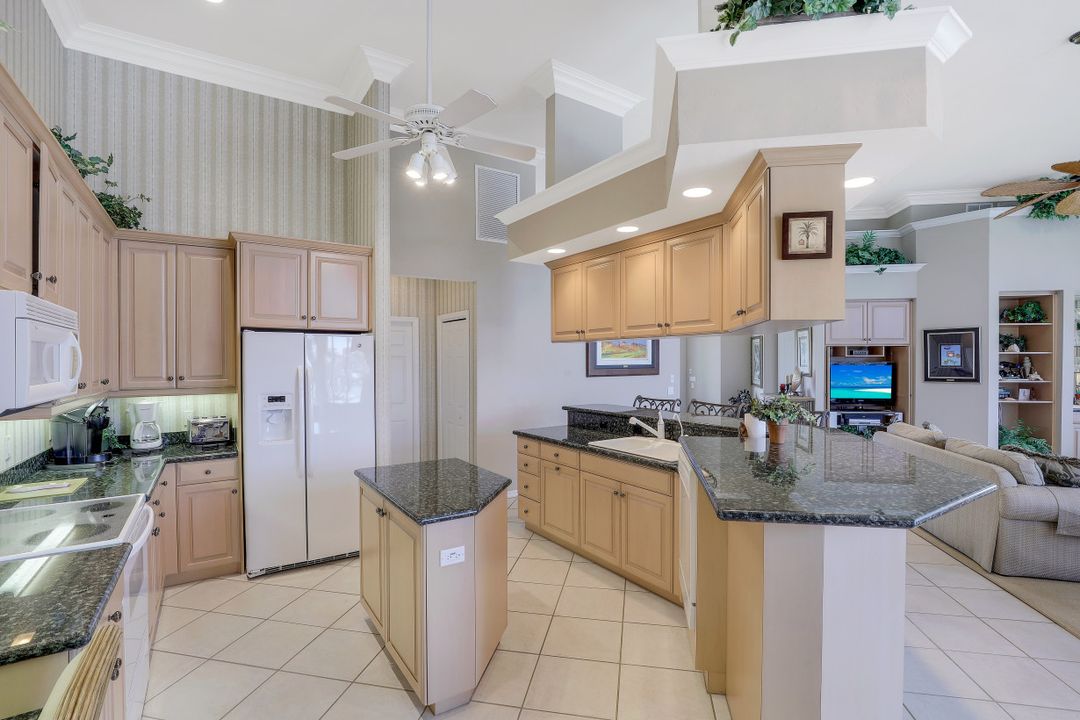 316 Lamplighter Dr, Marco Island, FL 34145