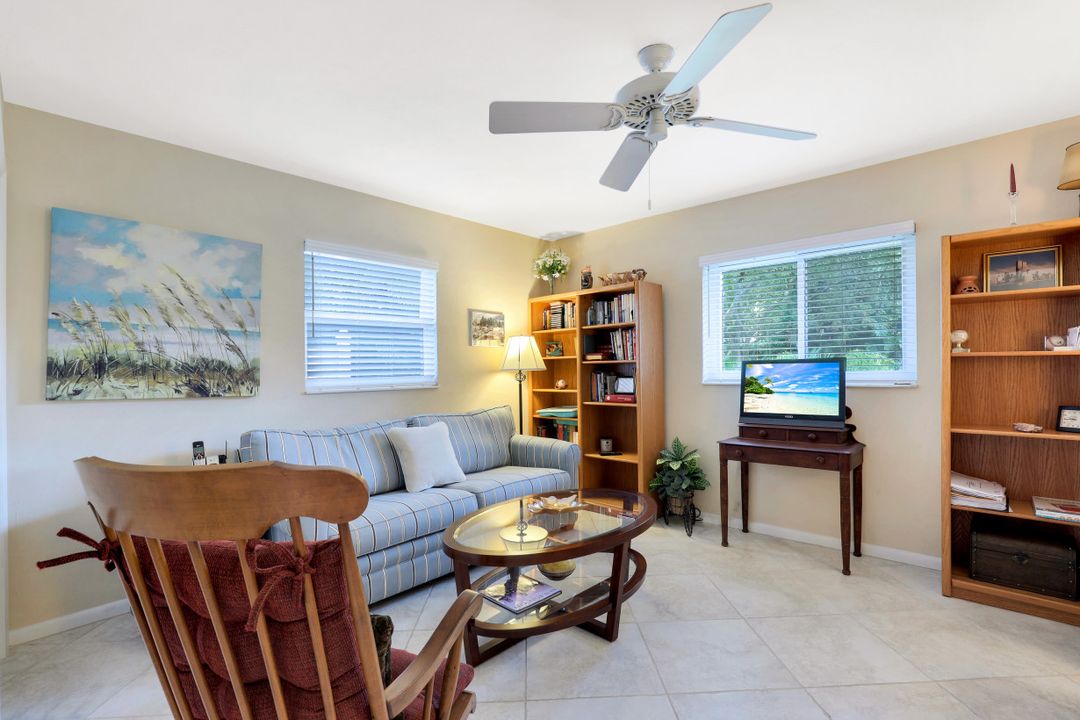 74 9th St, Bonita Springs, FL 34135