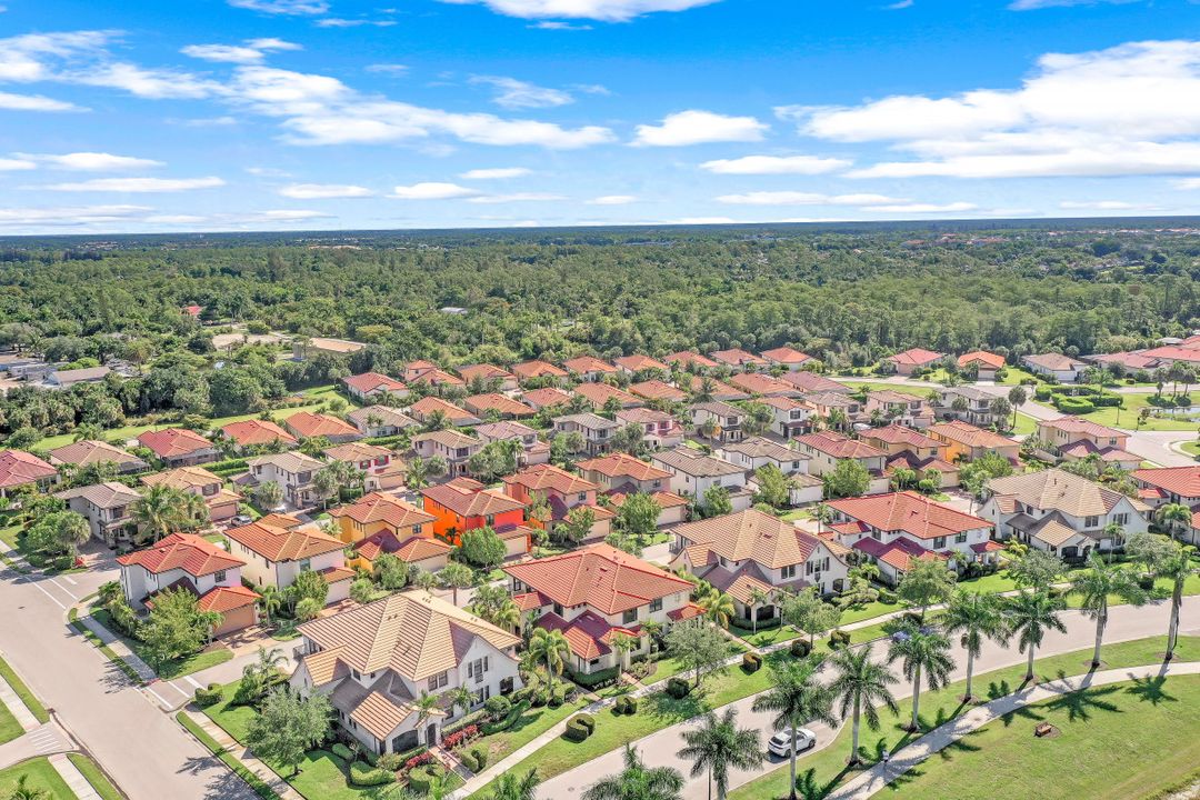 1419 Santiago Cir #1603, Naples, FL 34113