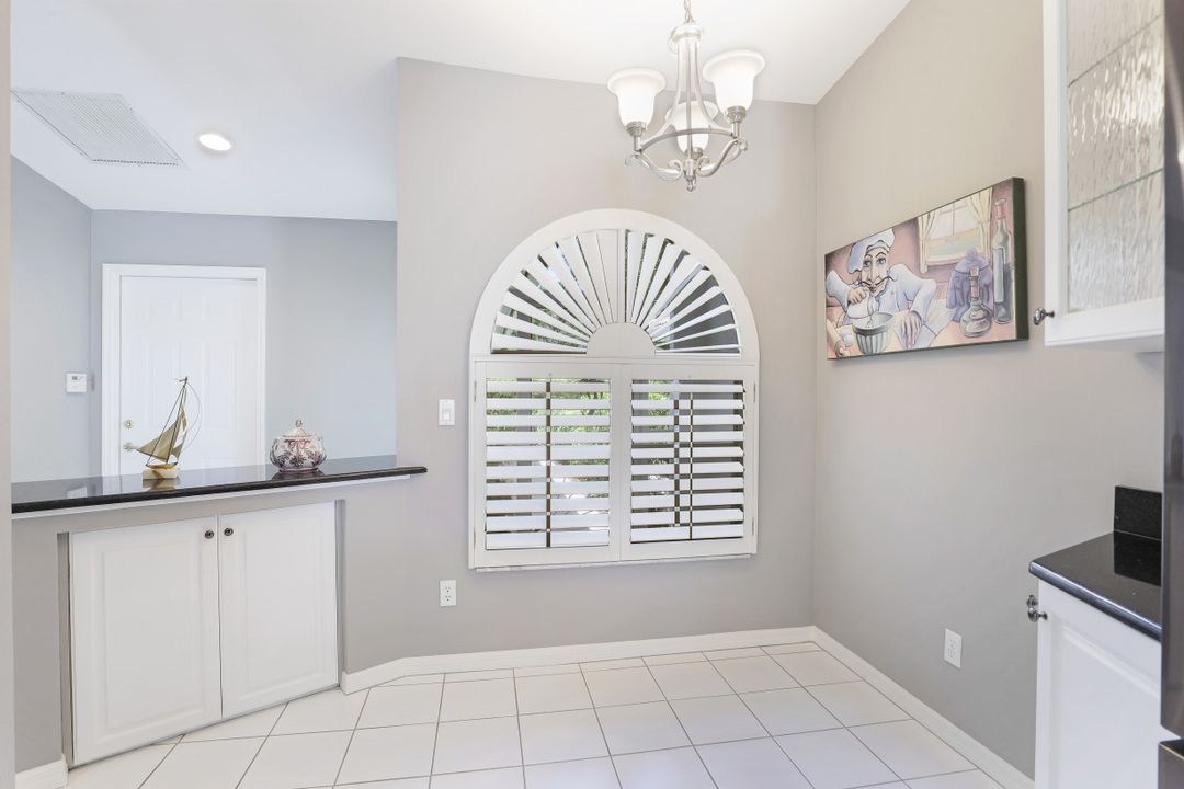 2622 Stacil Cir #2, Naples, FL 34109