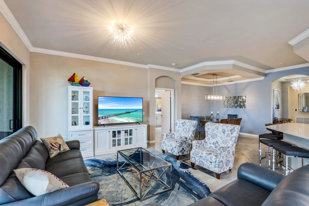 2149 Frangipani Cir #101, Naples, FL 34120