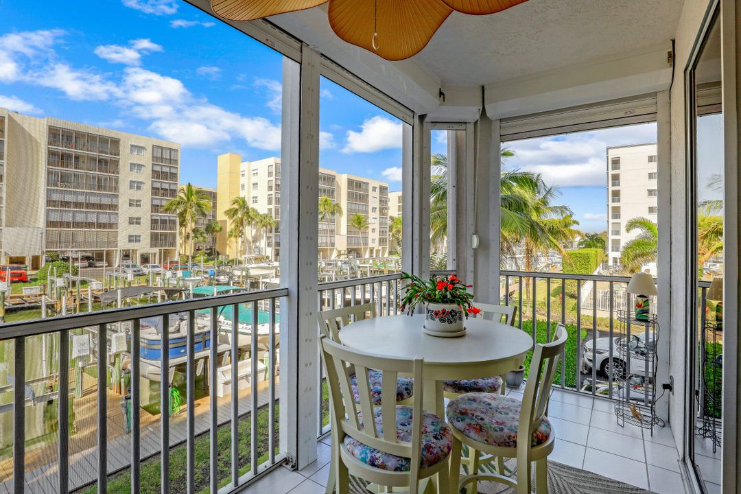 4361 Bay Beach Ln #124, Fort Myers Beach, FL 33931