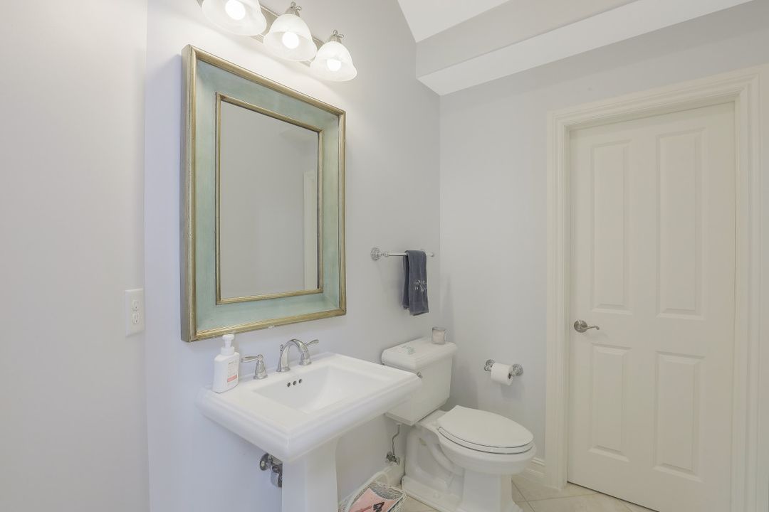 15907 Secoya Reserve Cir, Naples, FL 34110