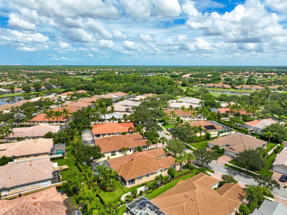 4209 St George Ln, Naples, FL 34119