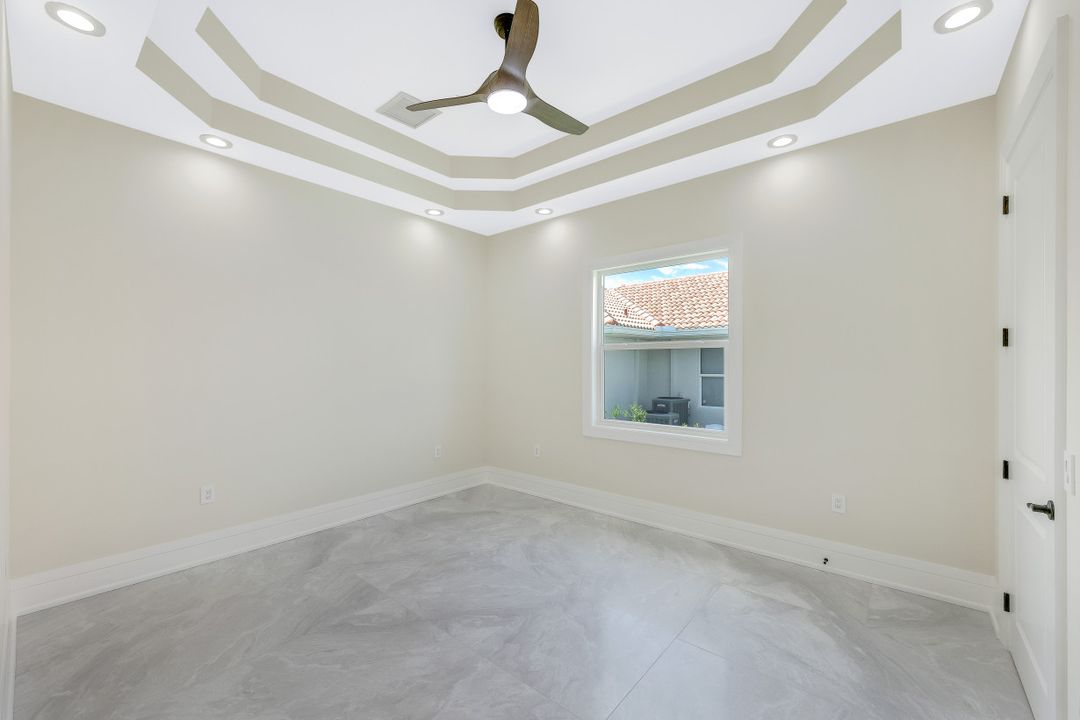 5332 Malibu Ct, Cape Coral, FL 33904