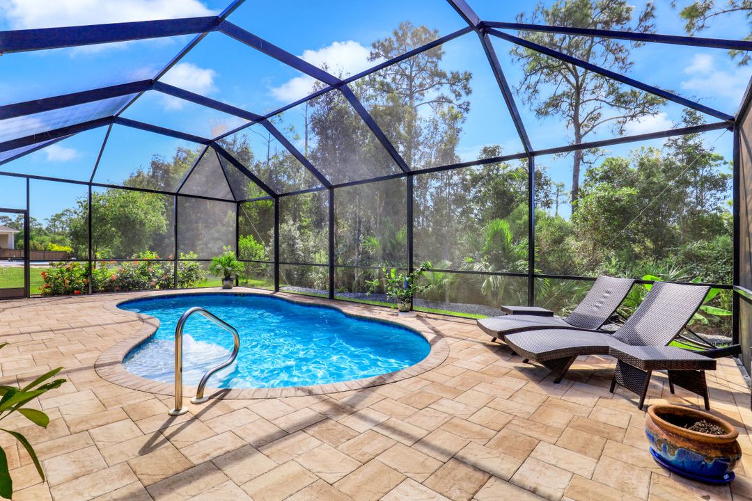 3121 Amadora Cir, Cape Coral, FL 33909