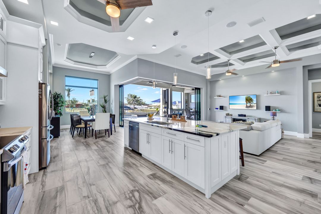 214 NW 32nd Pl, Cape Coral, FL 33993