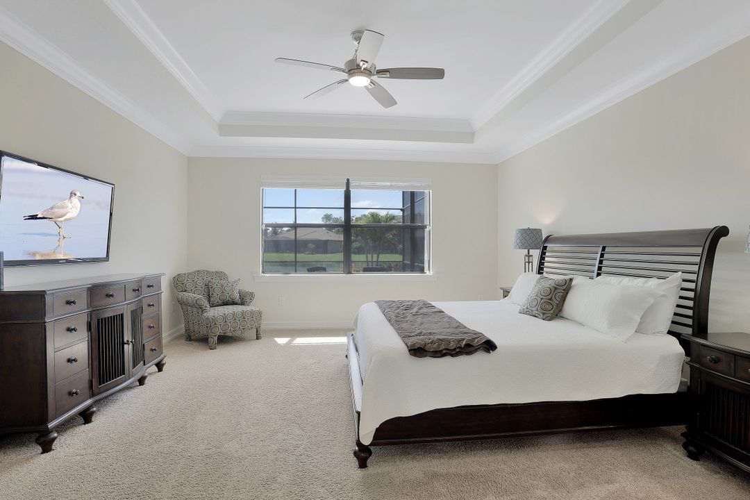 1622 Songbird Ct, Naples, FL 34120