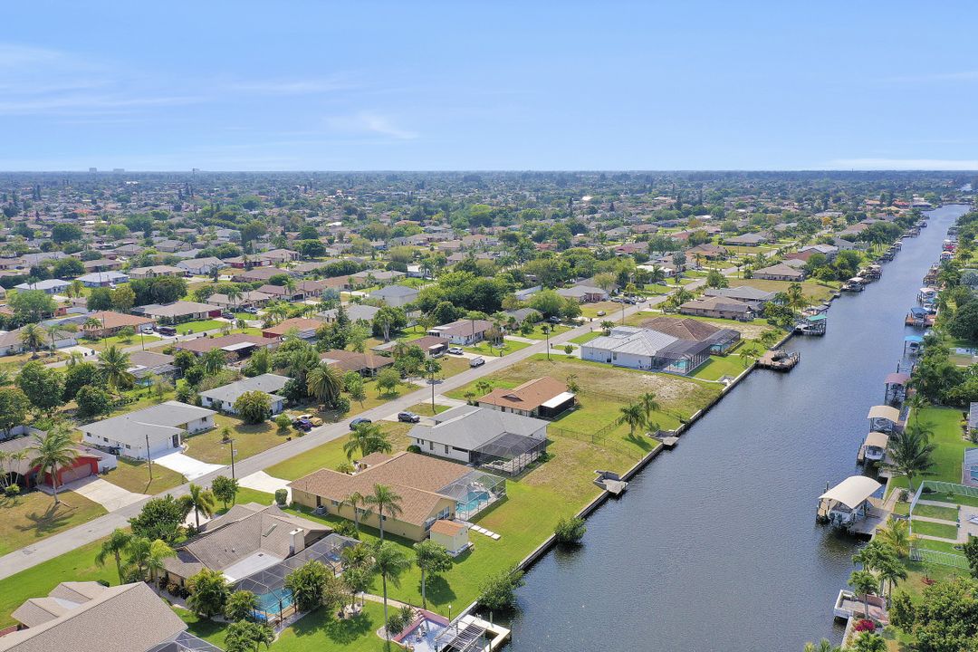 1429 SE 17th St, Cape Coral, FL 33990