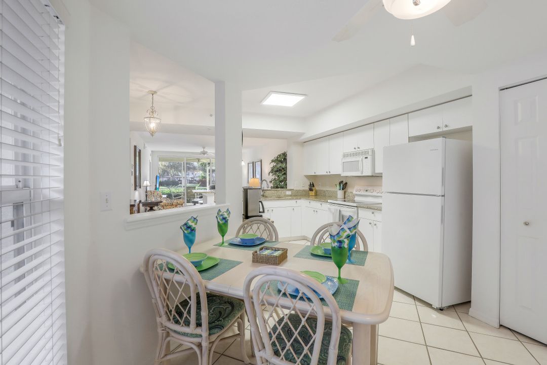 5060 Cedar Springs Dr #102, Naples, FL 34110