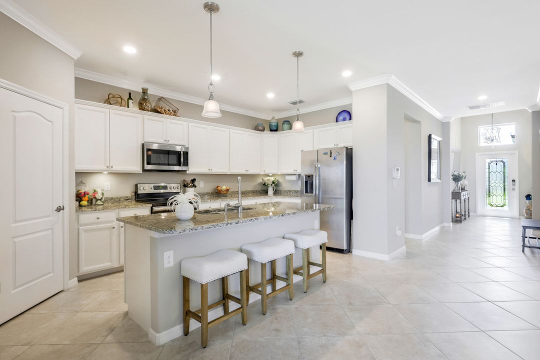 15551 Pascolo Ln, Fort Myers, FL 33908