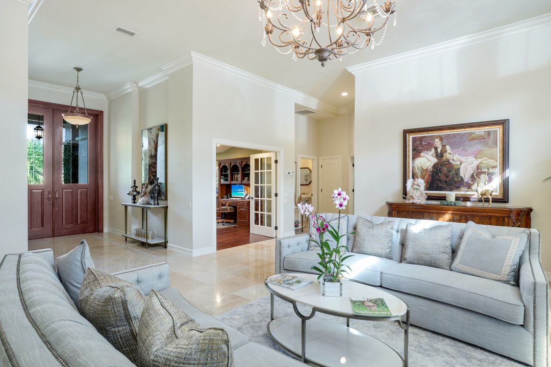 4224 Snowberry Ln, Naples, FL 34119