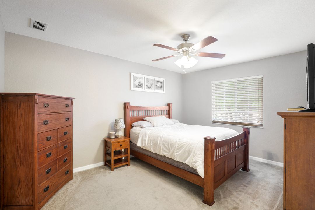 10063 Pacific Pines Ave, Fort Myers, FL 33966