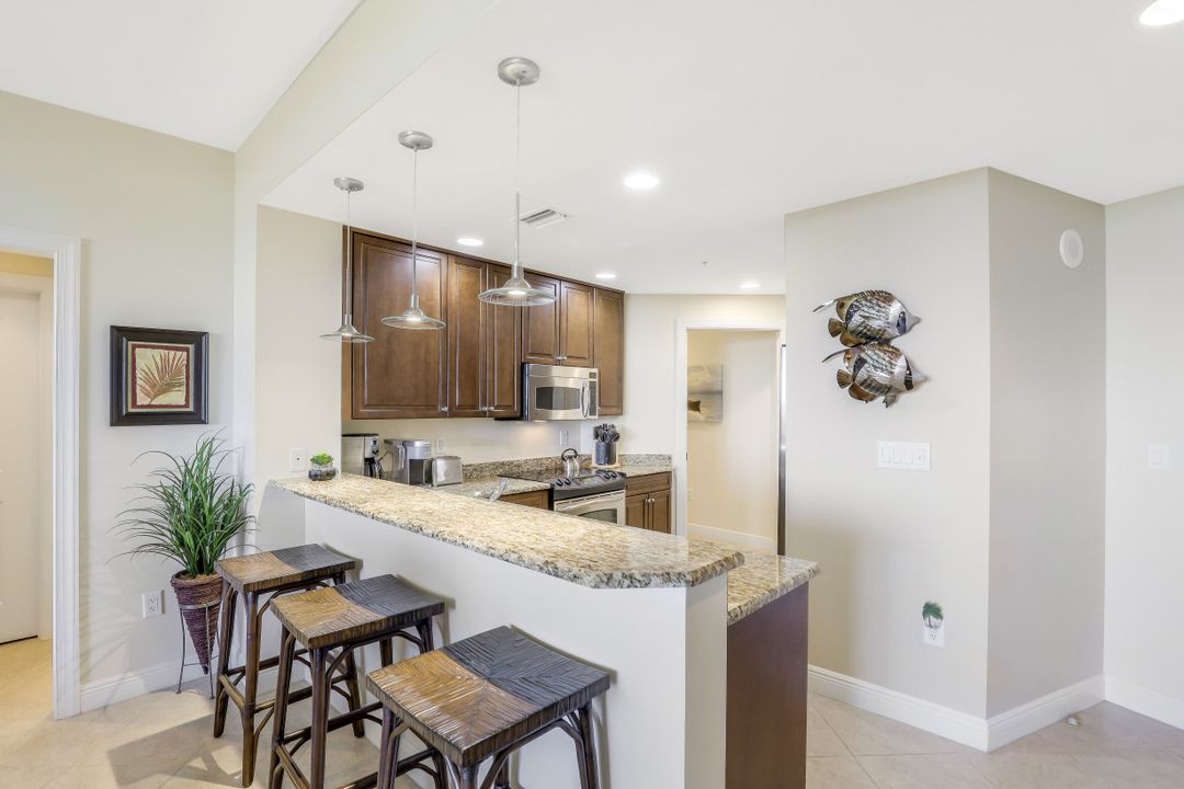 5781 Cape Harbour Dr #1105, Cape Coral, FL 33914