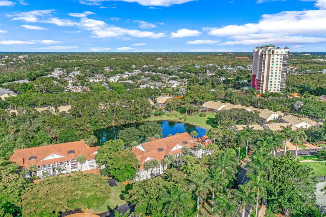 666 Wiggins Bay Dr #B-24, Naples, FL 34110