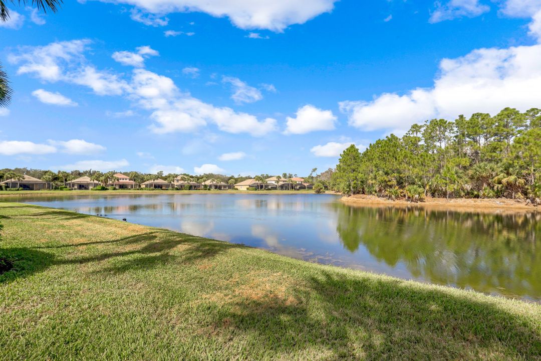 9114 Falling Leaf Dr, Bonita Springs, FL 34135