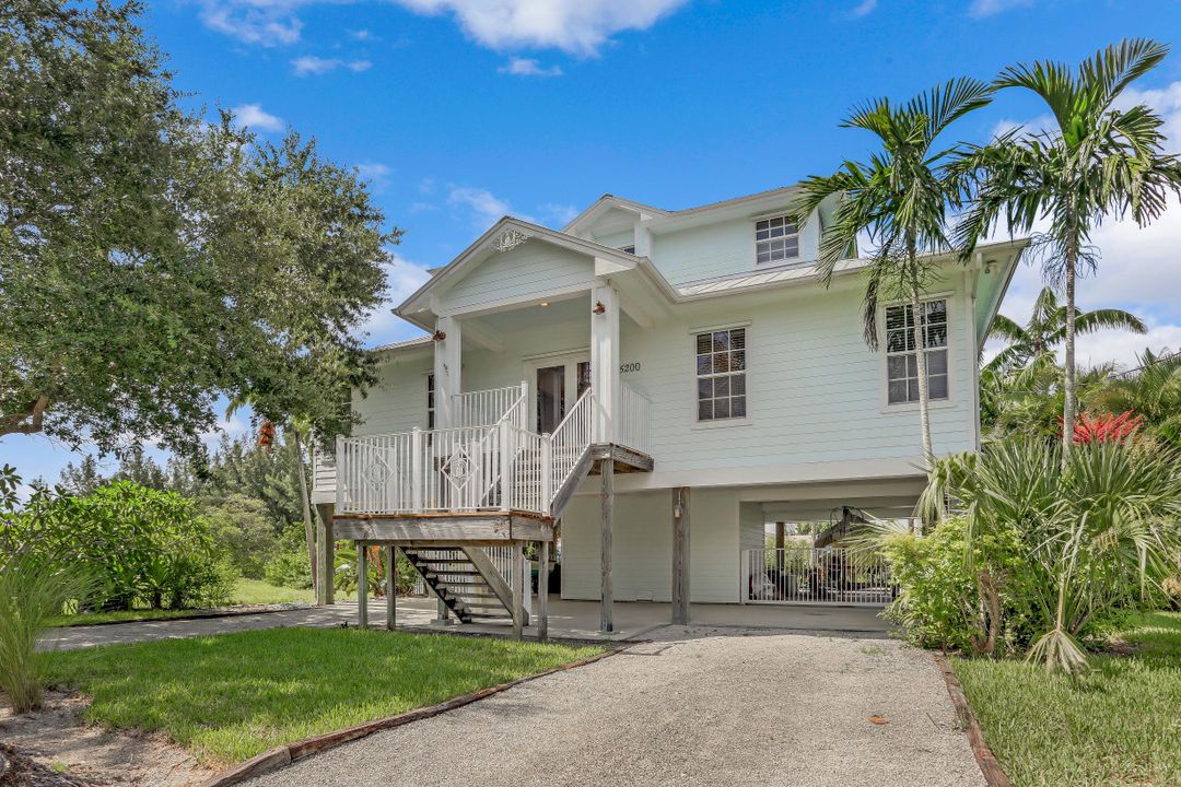 5200 Genesee Pkwy, Bokeelia, FL 33922