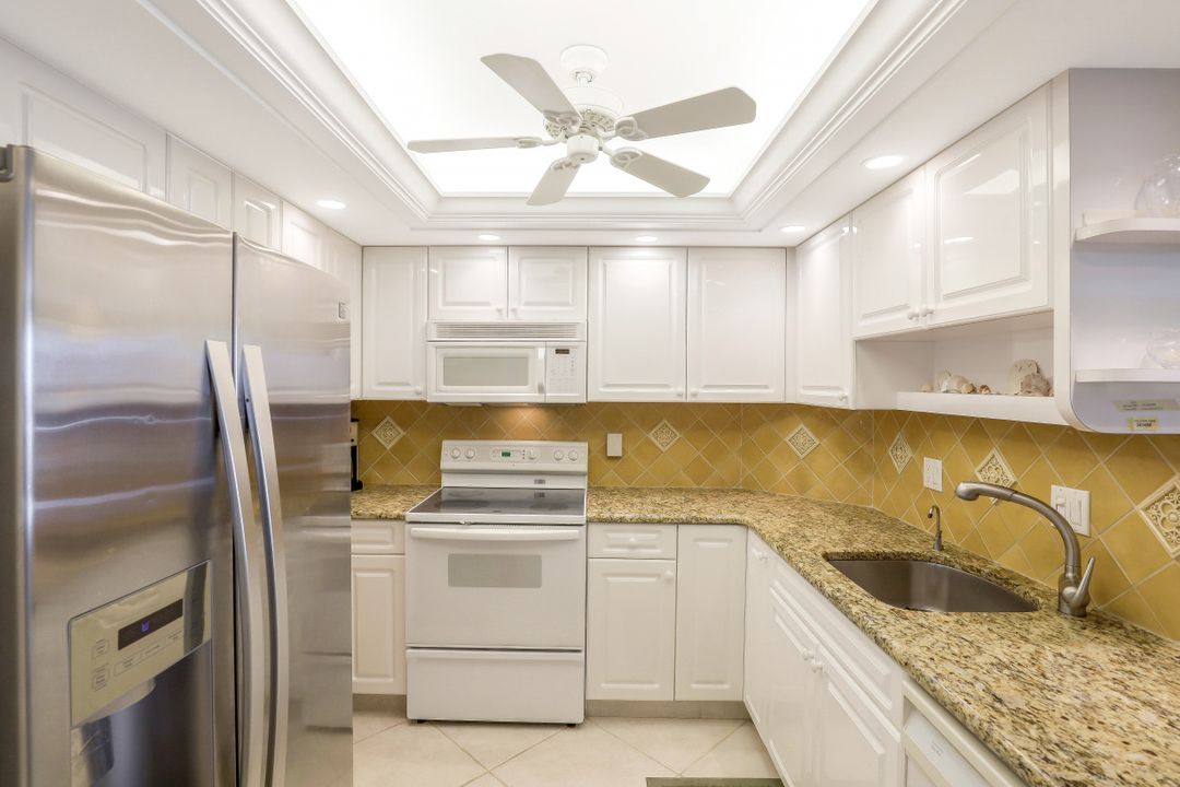 260 Seaview Ct #709, Marco Island, FL 34145