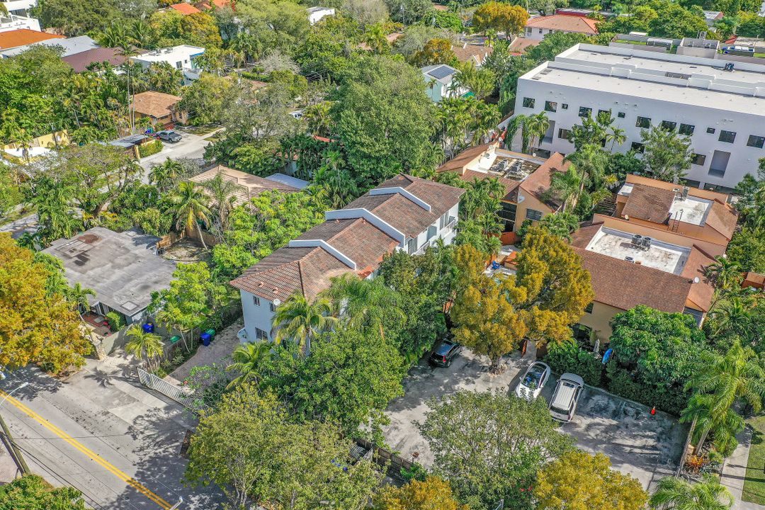 2951 Virginia St, Miami, FL 33133