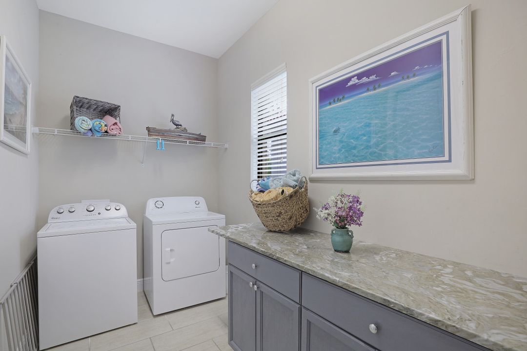 1300 Kendari Terrace, Naples, FL 34113