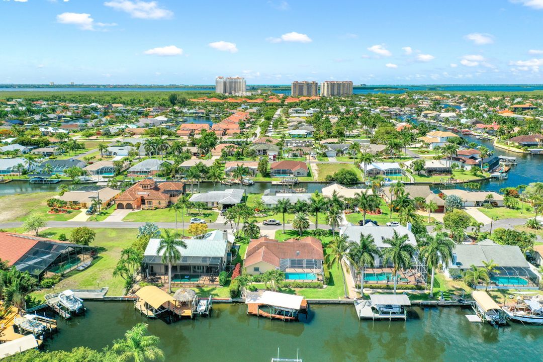 1217 SW 54th St, Cape Coral, FL 33914