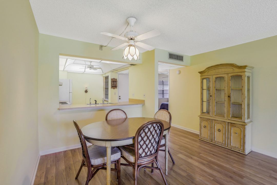 1086 Forest Lakes Dr #9207, Naples, FL 34105