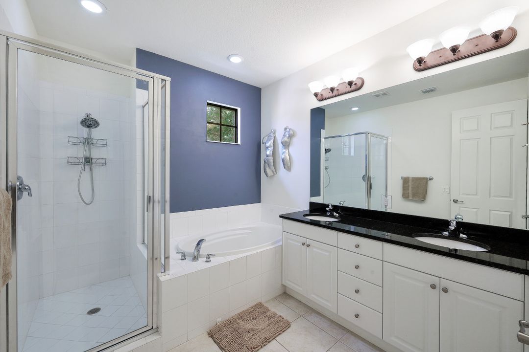 9128 Delano St #89-2, Naples, FL 34113