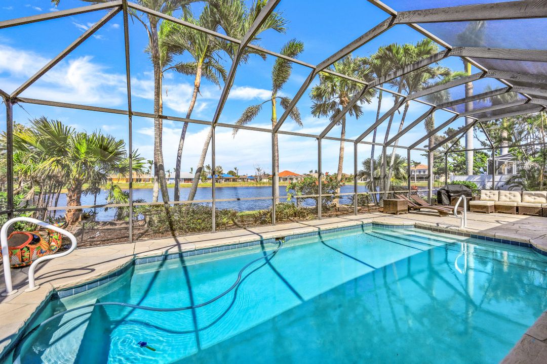 2715 El Dorado Pkwy W, Cape Coral, FL 33914