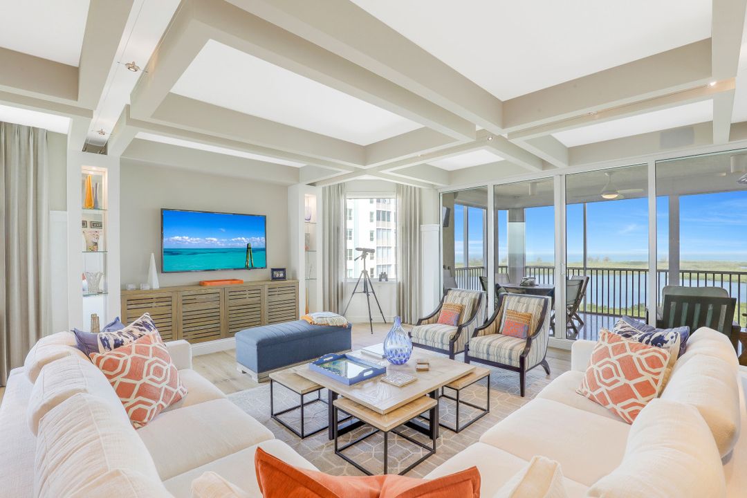 275 Indies Way #1501, Naples, FL 34110