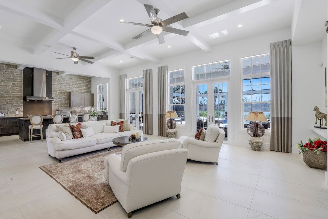 3202 Cullowee Ln, Naples, FL 34109