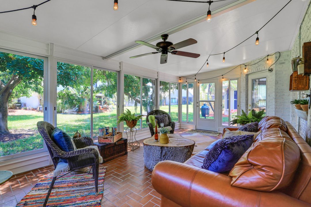 13660 Admiral Ct, Fort Myers, FL 33912
