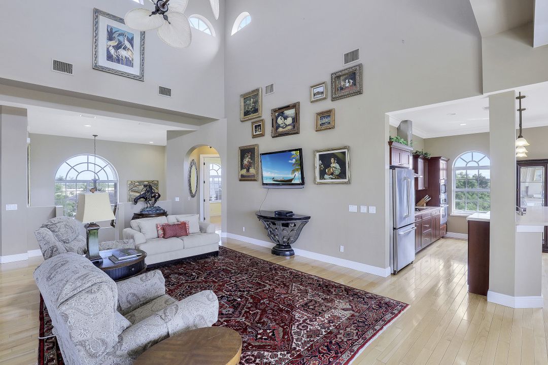 1827 Dogwood Dr, Marco Island, FL 34145