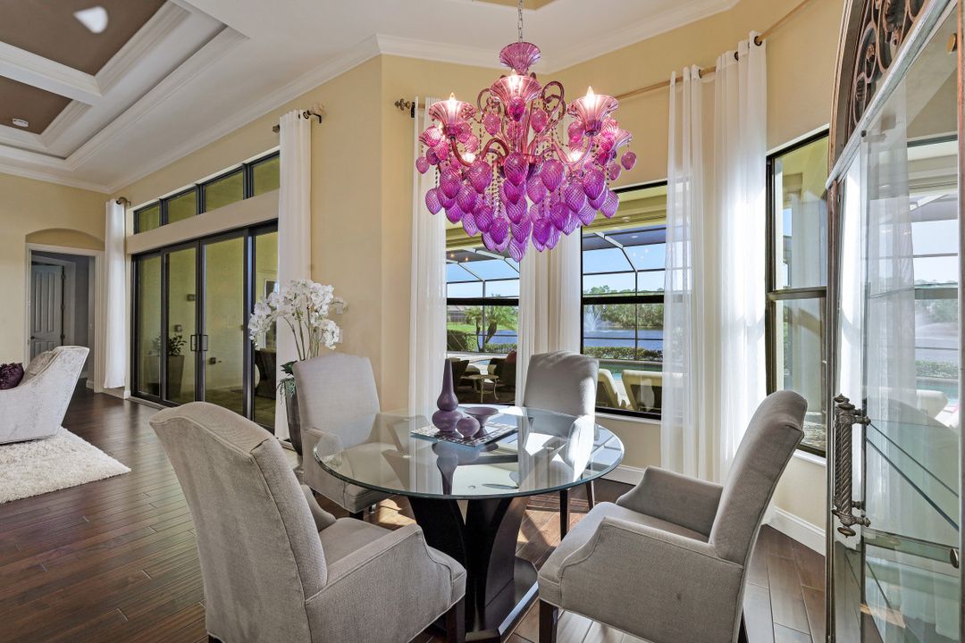 6344 Serano Way, Naples, FL 34113