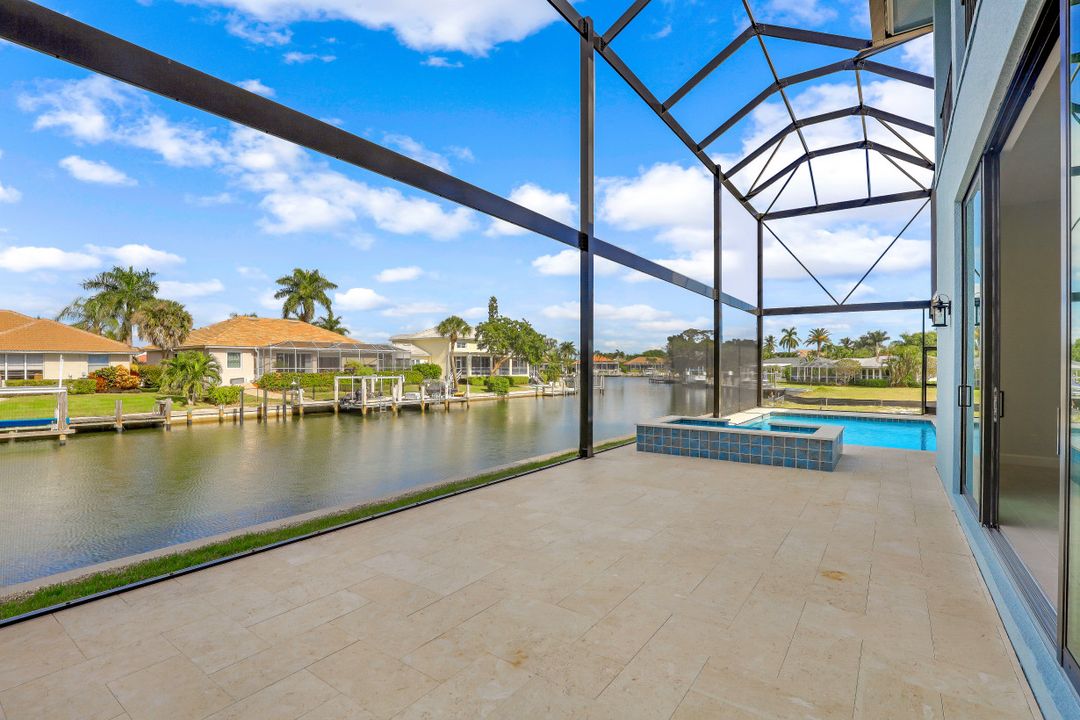 782 Saturn Ct, Marco Island, FL 34145