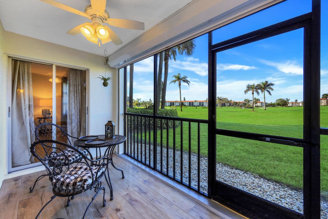 21 High Point Cir E #108, Naples, FL 34103