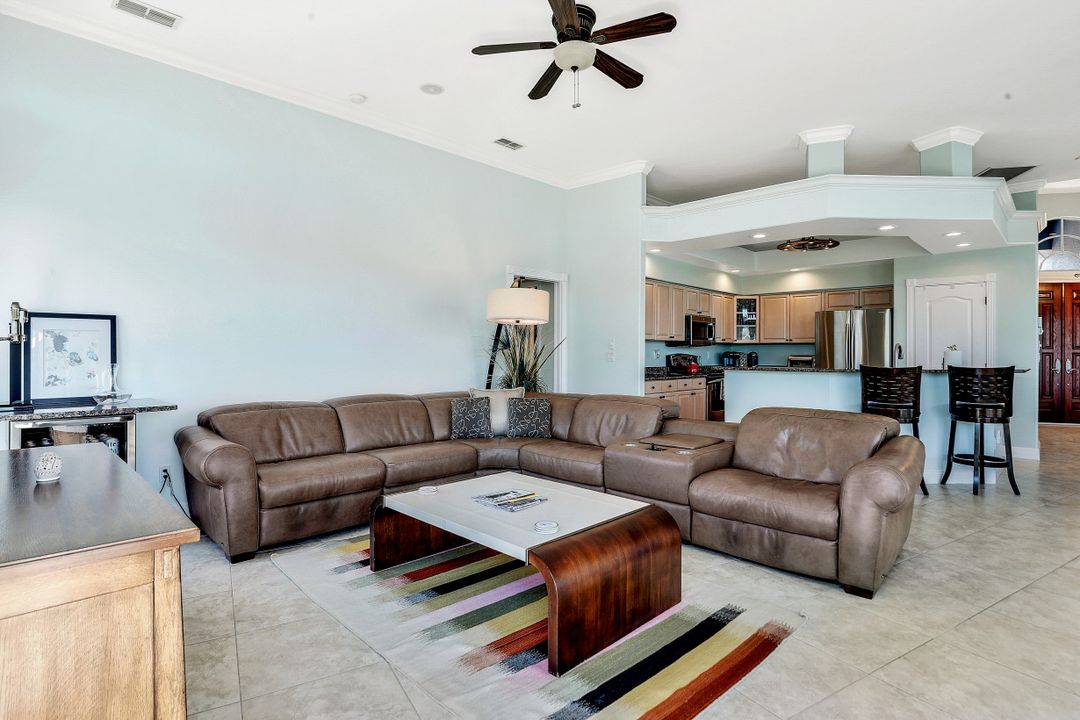 148 Geranium Ct, Marco Island, FL 34145