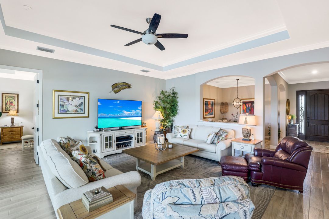 28020 Kerry Ct, Bonita Springs, FL 34135