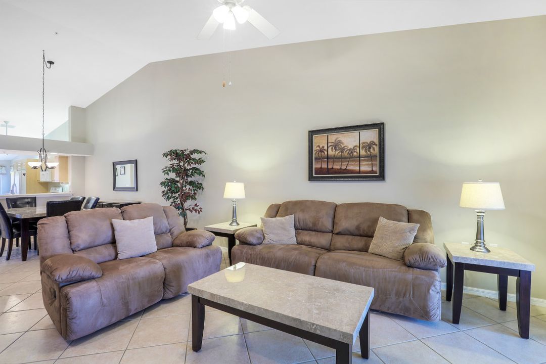 2365 Hidden Lake Ct #12, Naples, FL 34112