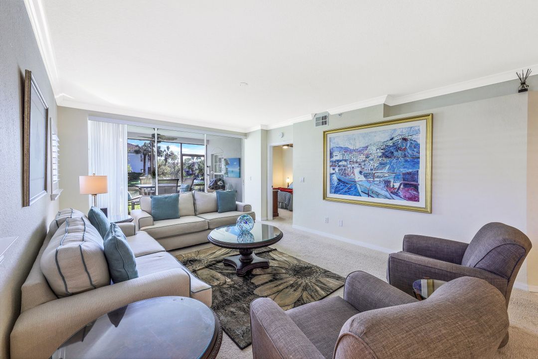 6940 Satinleaf Rd N #101, Naples, FL 34109