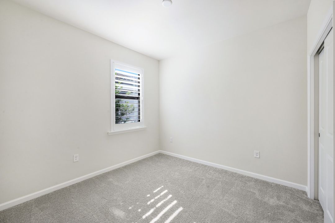 2236 Yellowfin Cir, Naples, FL 34114