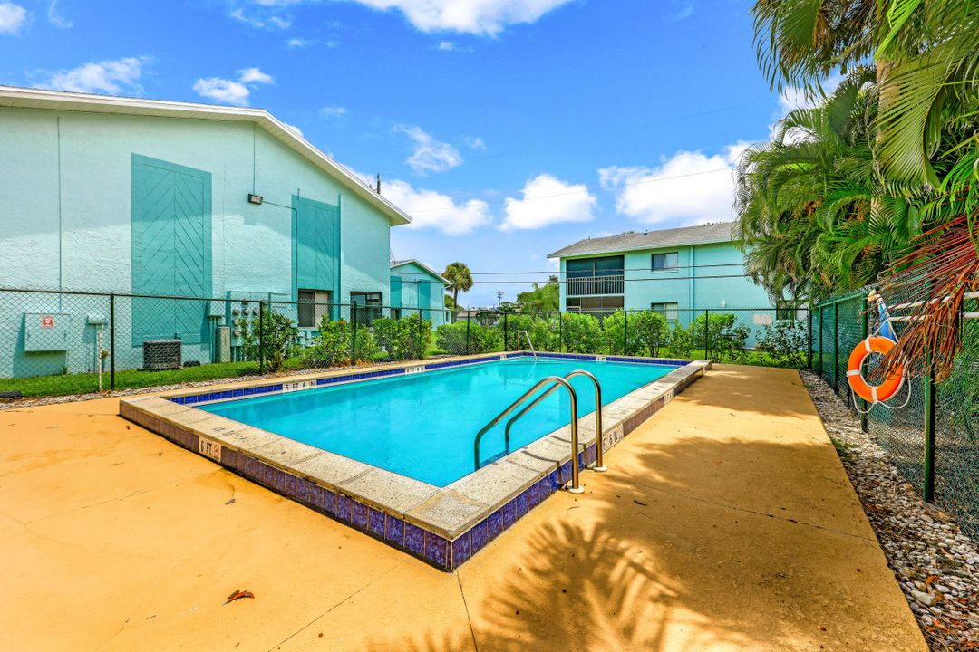 4904 Vincennes St #209, Cape Coral, FL 33904