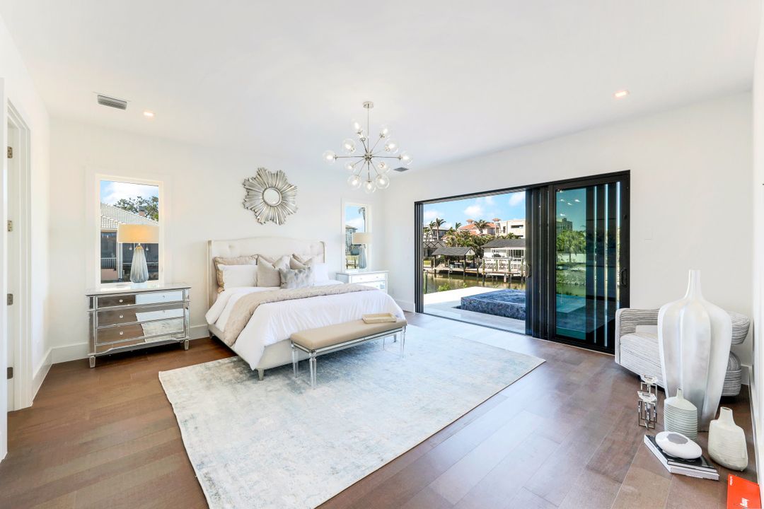 469 Germain Ave, Naples, FL 34108