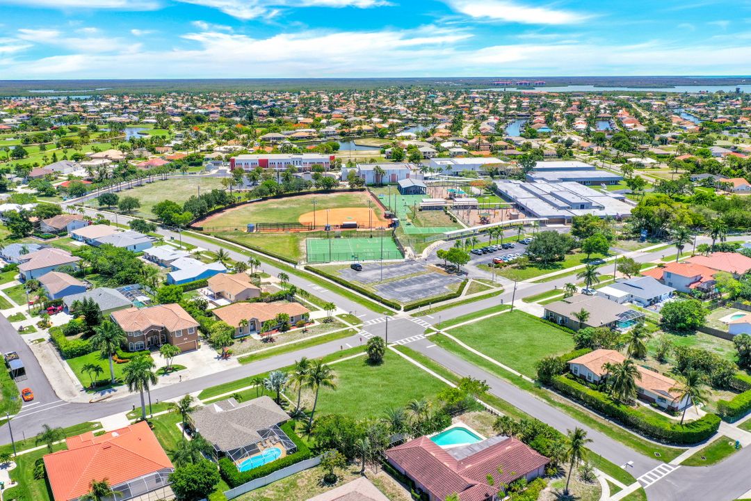 154 Kirkwood St, Marco Island, FL 34145