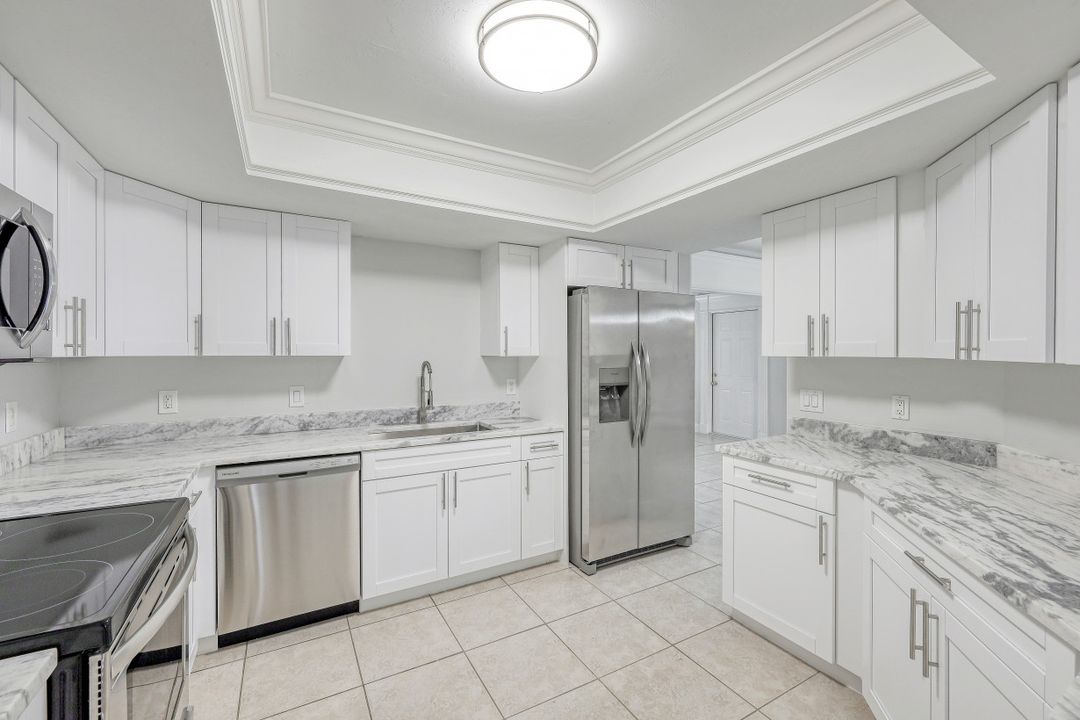 412 Gleason Pkwy, Cape Coral, FL 33914