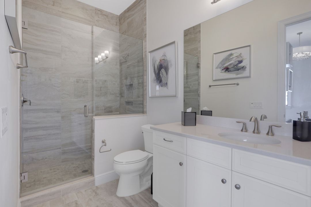 16386 Viansa Way #301, Naples, FL 34110