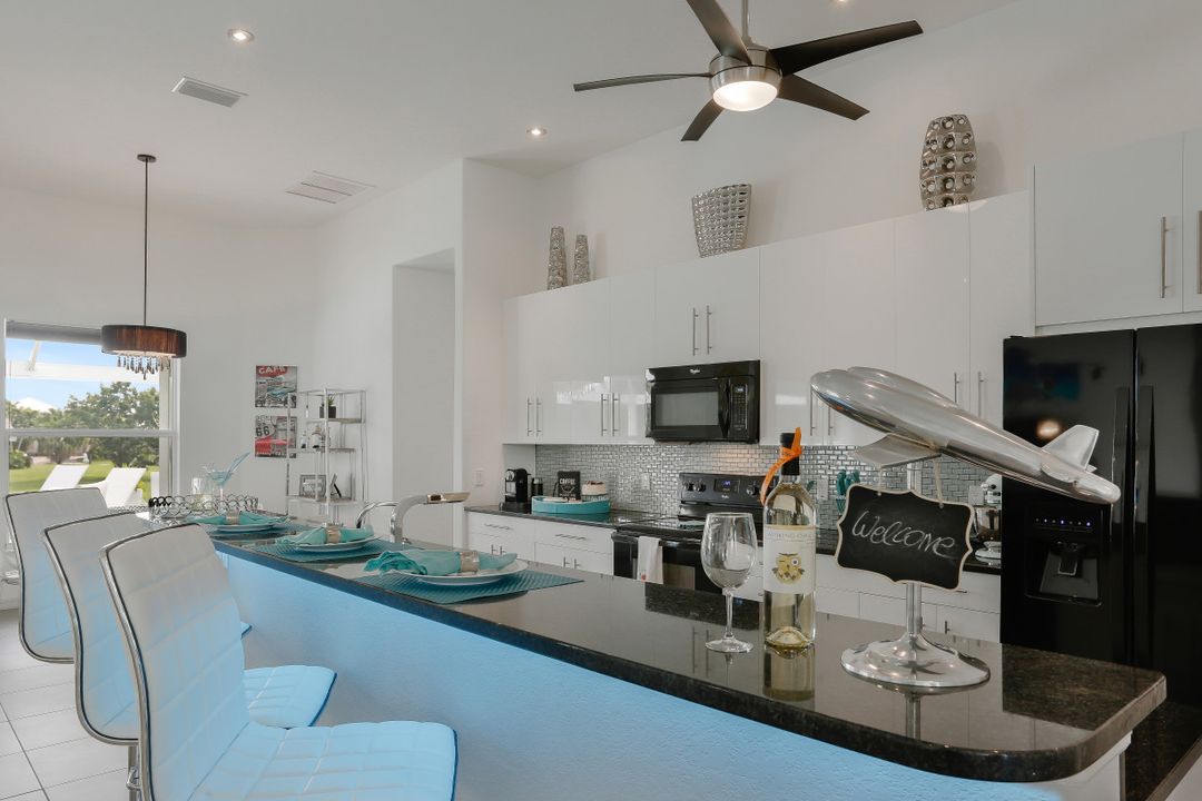 5341 Mikado Ct, Cape Coral, FL 33904